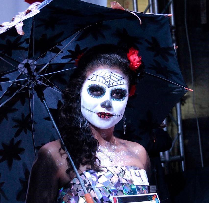 Desfile de Catrinas, Una Gran Fiesta en el Primer Cuadro de la Ciudad