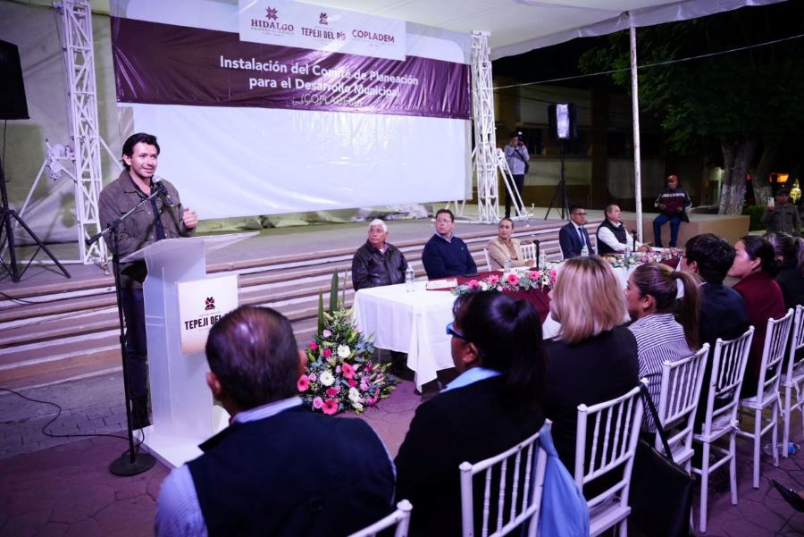 Gobierno de Hidalgo Comprometido Con El Desarrollo de los Municipios