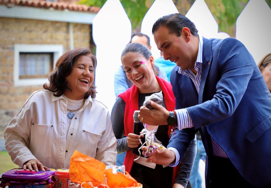 La Unidad de Planeación se Sumó a la “Cadena de Amor” del DIF Hidalgo