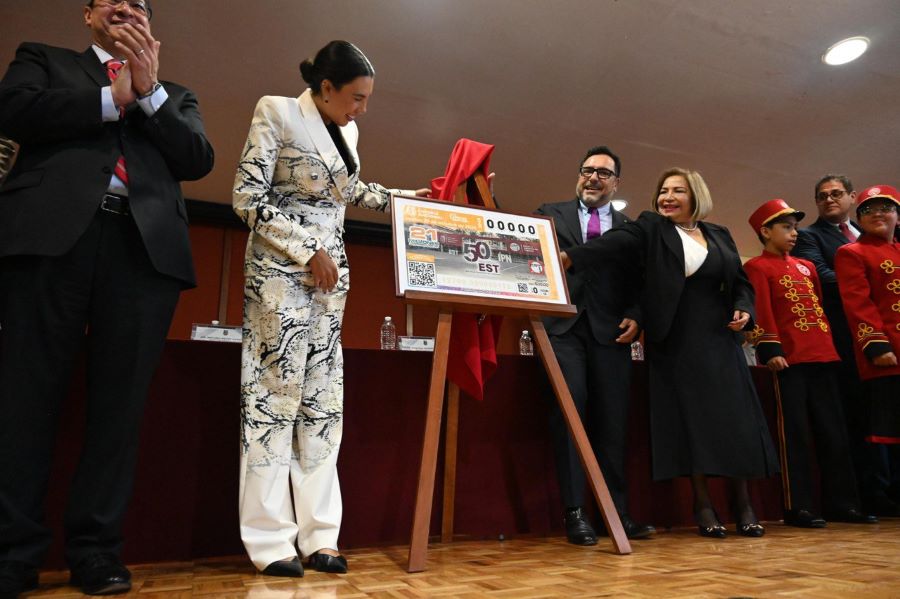 Participa Hidalgo en el 50 Aniversario de la Escuela Superior de Turismo