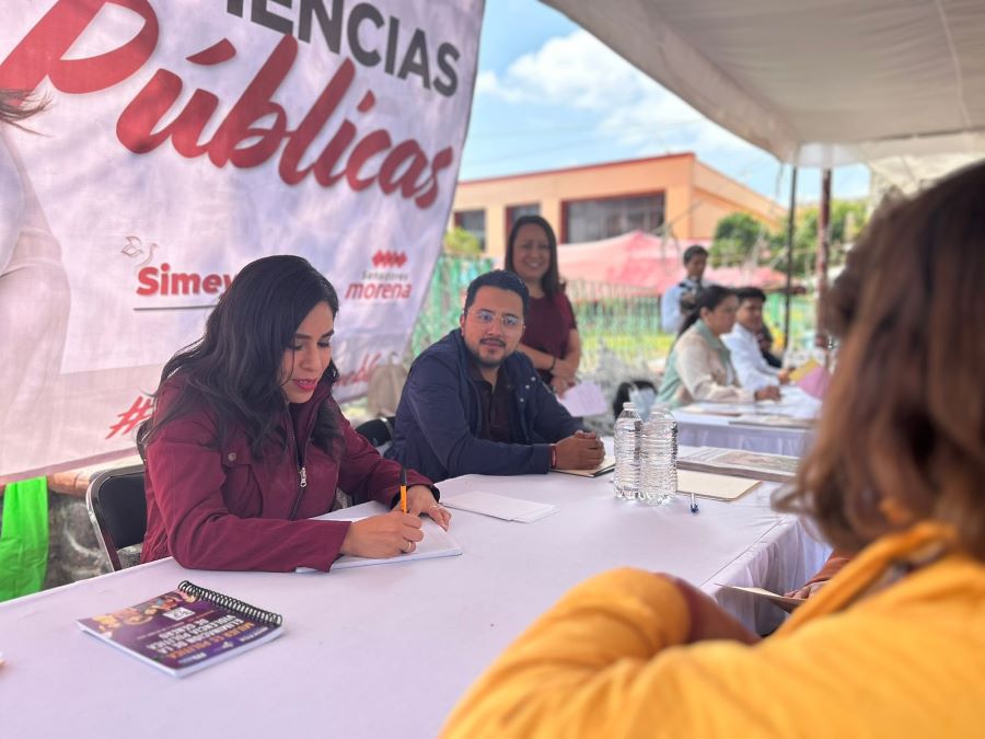 Senadora Simey Olvera Lleva El Senado a Las Comunidades de Hidalgo