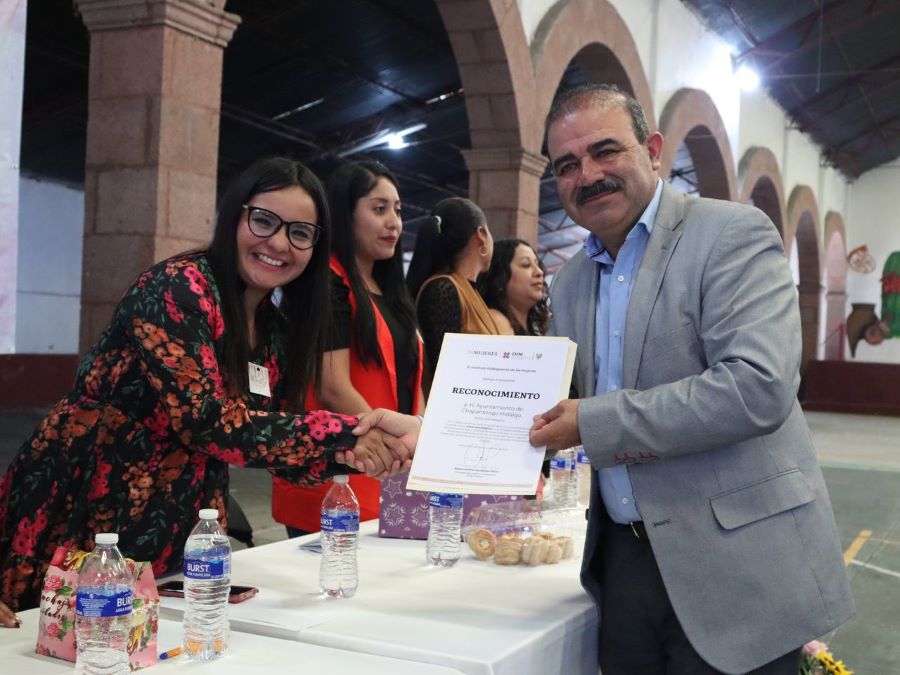 IHM Reconoce a Redes Comunitarias de Mujeres