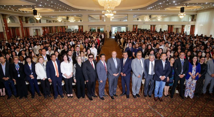 Mejorar la formación inicial de docentes y la capacitación integral del magisterio, compromiso presente en Hidalgo