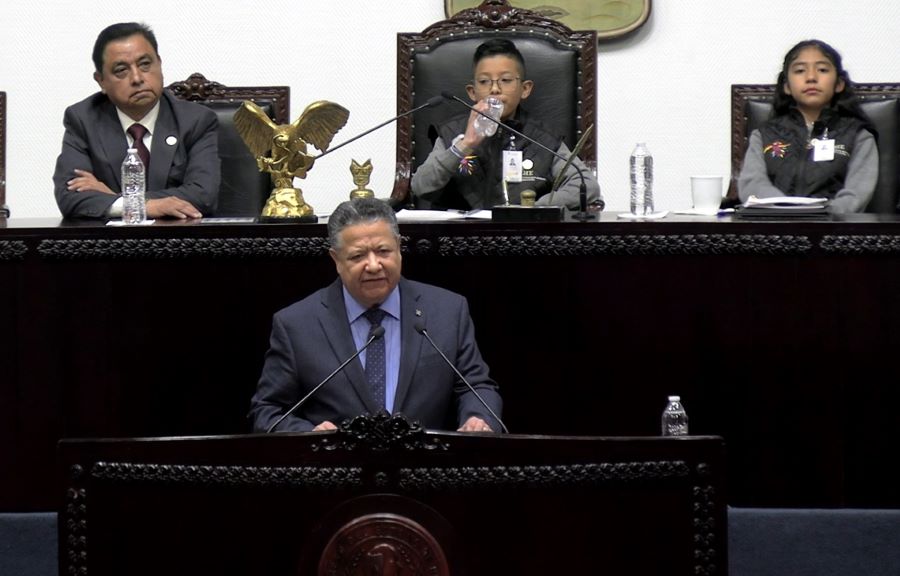 Menchaca Salazar Reconoce la Conciencia Cívica de las Infancias Hidalguenses