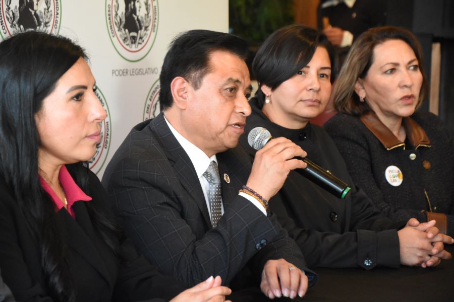 Diputados de las megalópolis se reúnen en encuentro parlamentario