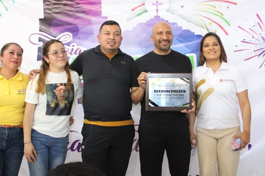 El Titular del Deporte, Prof. Óscar Pérez Rojas, Visitó Los Municipios de Pisaflores y La Misión