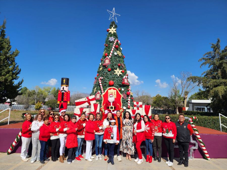 Entrega de Uniformes y Equipo de Protección a Personal del IHE