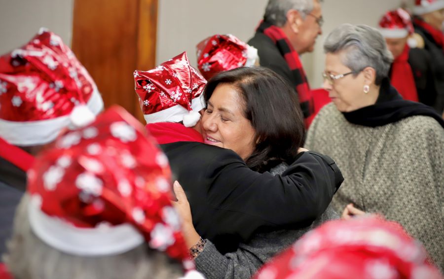 Navidad Presente en Centros de Asistencia Social y Entre Grupos Prioritarios