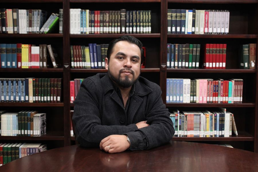 Profesor Garza impulsa el uso del podcast como herramienta didáctica