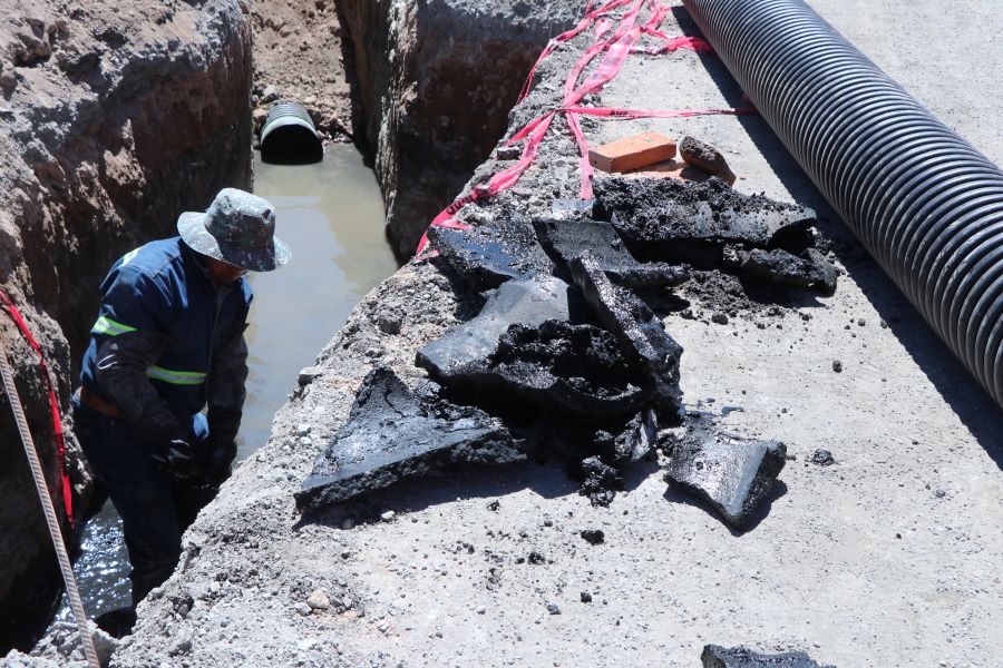 Avanza Reemplazo de Tubería Con Más de 60 Años de Antigüedad
