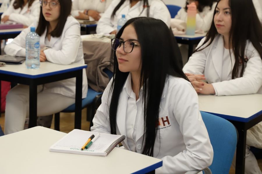 Inician periodo escolar estudiantes de Medicina y Odontología en UAEH