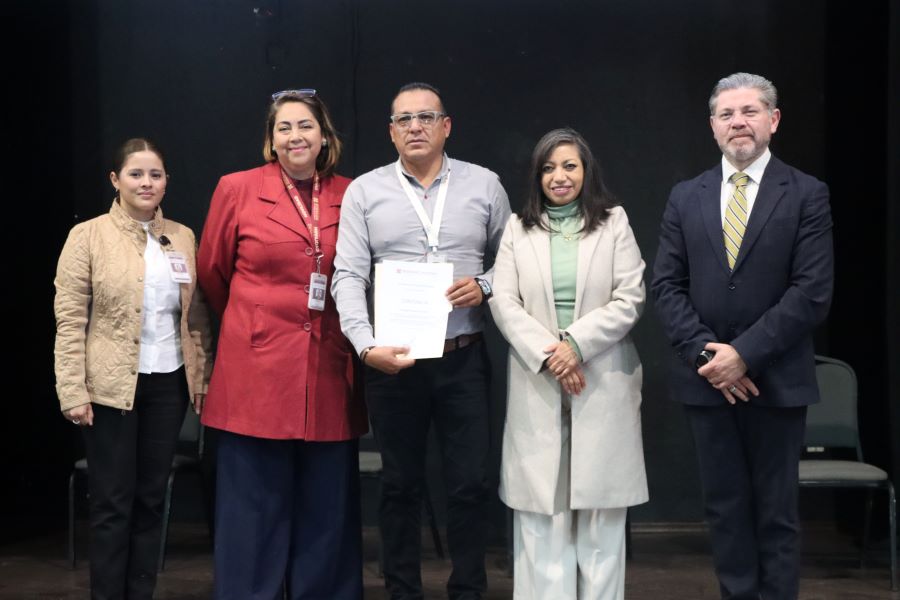 Entrega Semot Primeras Constancias del 2025 a Personas Operadoras de Transporte Público