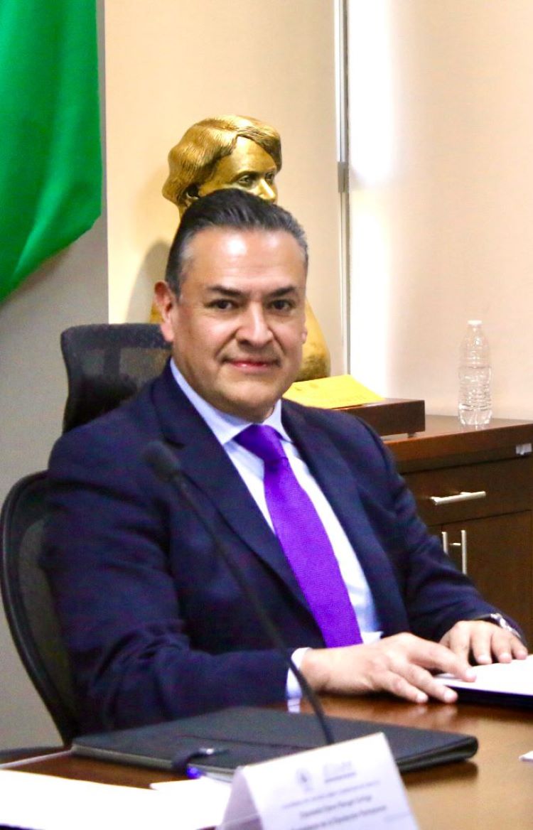 Francisco Téllez Impulsa Acceso Gratuito a Tecnología Para Personas Con Discapacidad Visual en Hidalgo