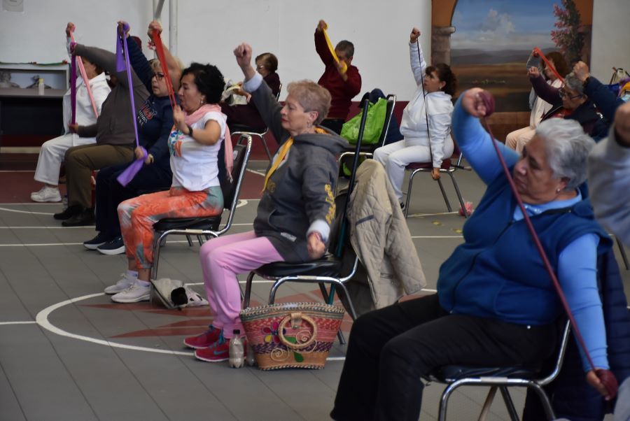 Gobierno de Hidalgo previene depresión con activación y atención a mayores de 60 años