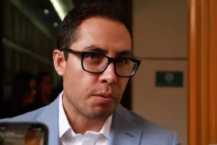 El Alcalde de Pachuca se Deslinda del Presunto Acoso Hacia Percy Espinosa