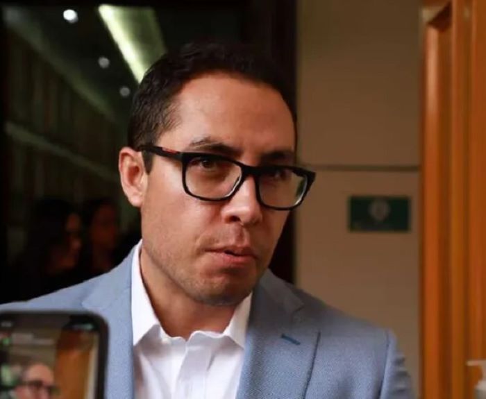 El Alcalde de Pachuca se Deslinda del Presunto Acoso Hacia Percy Espinosa