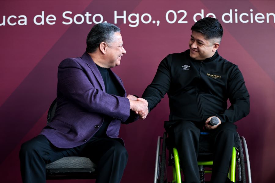 Permanente el compromiso de Julio Menchaca con la educación y la juventud hidalguense