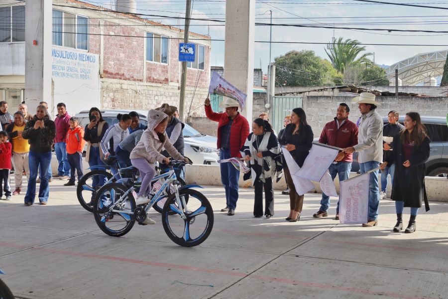 Niñez de Santa Ana Hueytlalpan, Fue Beneficiada Con el Bicicletón Indígena 2025