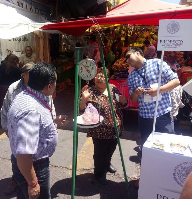 Personal de la Oficina de la Defensa del Consumidor (Odeco), Verifica Básculas en la Central de Abastos y la Zona Metropolitana de Pachuca