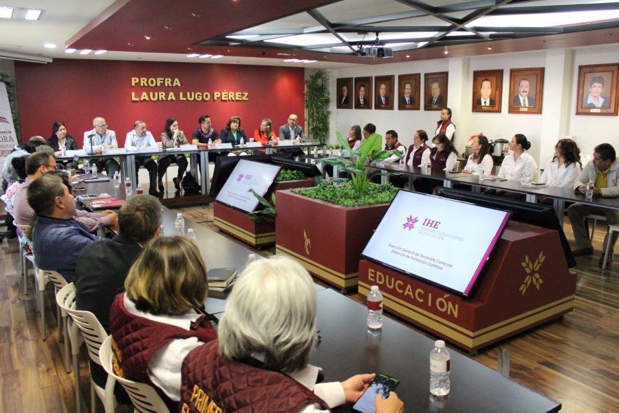 Autoridades de la SEPH Se Reúnen Con Delegación de Honduras Para Reforzar Lazos de Colaboración