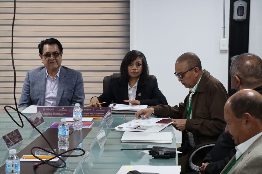 Gobierno de Hidalgo analiza alternativas de modernización vehicular