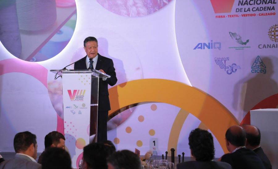 Julio Menchaca Promueve a Hidalgo Entre Empresarios de la Cadena Fibra-Textil-Vestido – Calzado