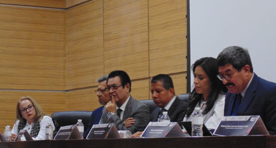 Los Responsables del Lavado de Dinero “Son delincuentes sin revolver, pero con corbata”: Javier Corral