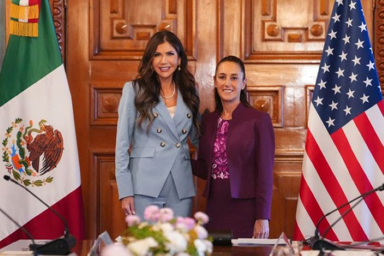 Recibe presidenta de México a la Secretaría de Seguridad Nacional de los Estados Unidos