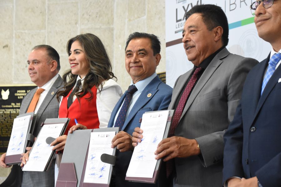 El Congreso de Hidalgo e IHEA firman Acuerdo de Colaboración Para Combatir El Rezago Educativo