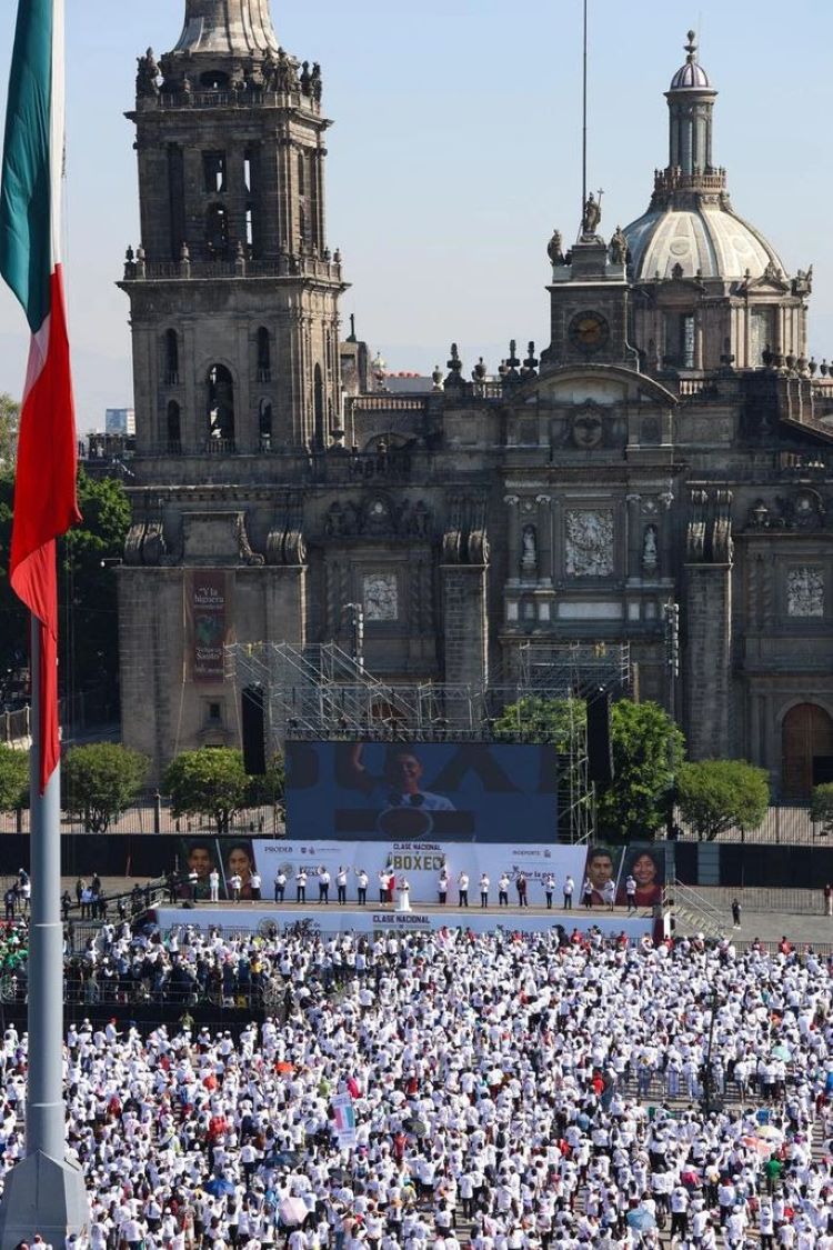 En México Construimos Paz y Prosperidad: Presidenta Claudia Sheinbaum Encabeza Desde El Zócalo Arranque De La Clase Nacional de Boxeo en Todas Las Plazas Públicas del País