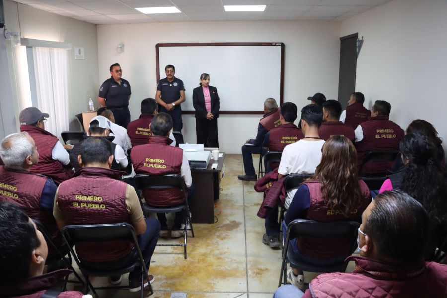 Personal de la Semot se Capacita en Educación Vial y Manejo Defensivo