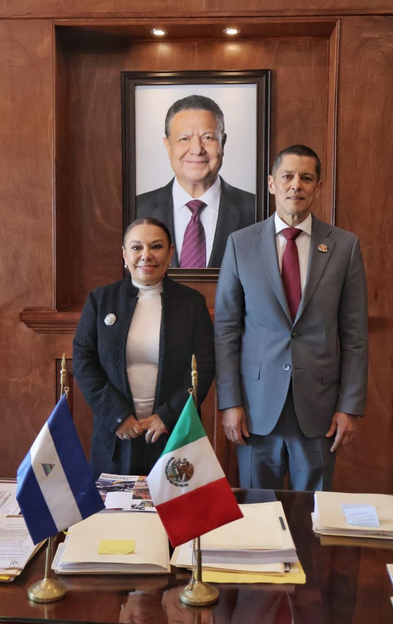 Recibe Alcaldesa Lorena García Cázares Visita del Embajador de Nicaragua en Tulancingo