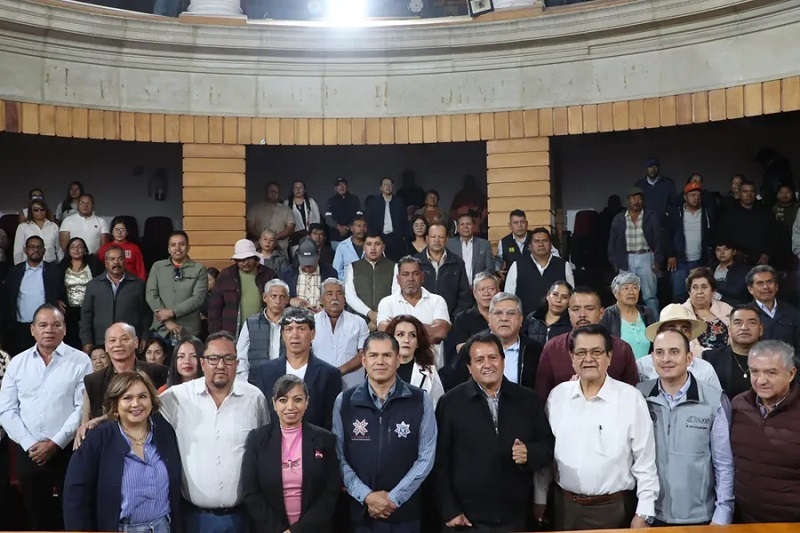 Toma Protesta la Directiva de la “Unión de Trasportistas Hidalguenses por la Transformación” (UTXT