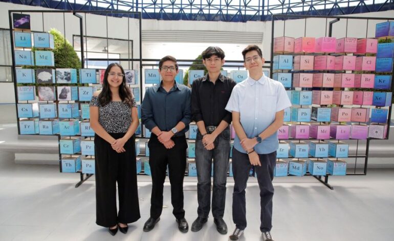 Egresados del ICBI-UAEH Reciben el Premio Ceneval al Desempeño de Excelencia (EGEL)