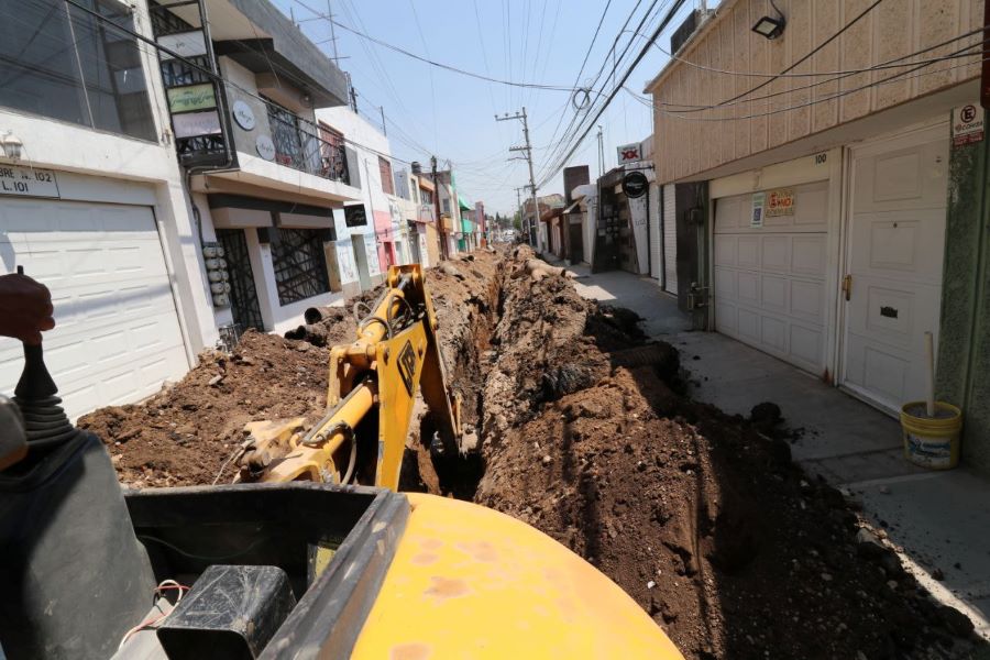 Caasim Sustituyó 226 Metros de Tubería, Repuso 54 Descargas y 13 Pozos de Visita en la Colonia Periodistas