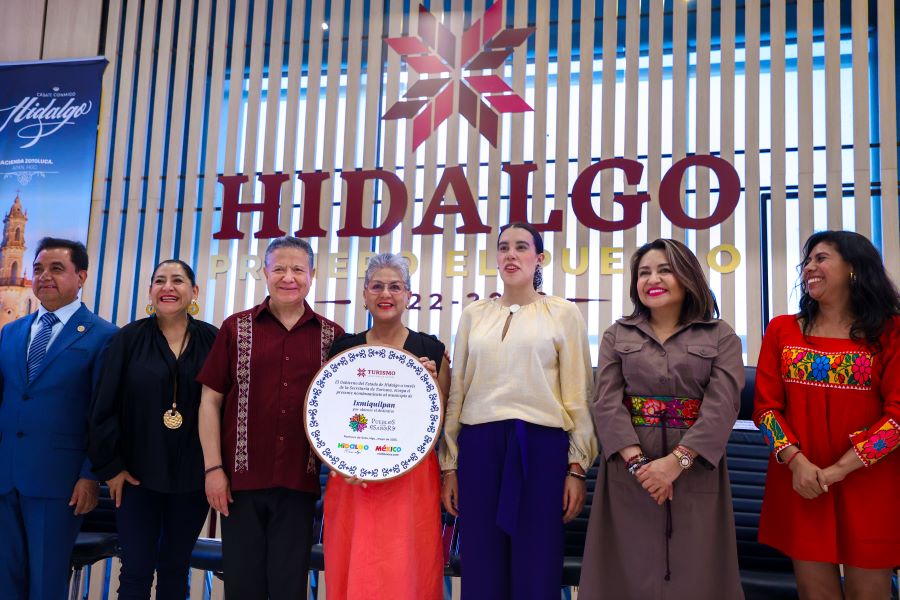 Entrega Julio Menchaca 9 Nuevos Distintivos de Pueblos Con Sabor