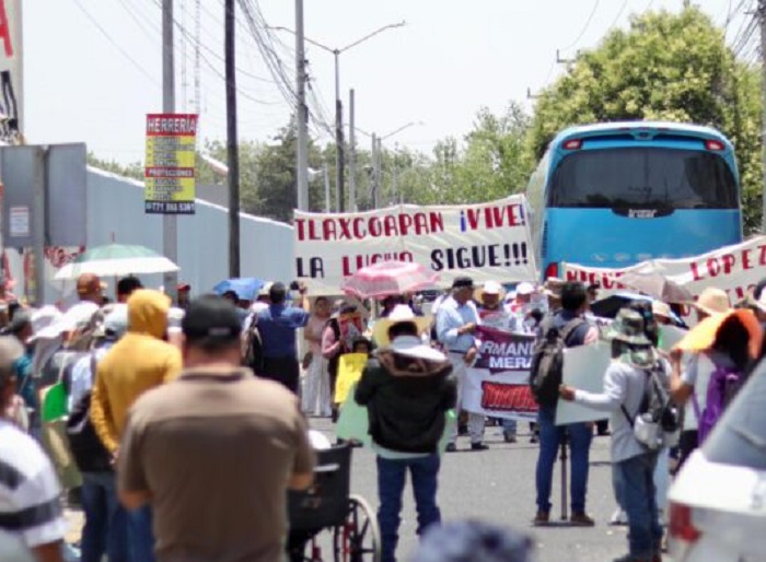 Pobladores del Valle del Mezquital Bloquean el Poder Judicial de la Federación (PJF) y el Congreso del Estado de Hidalgo.