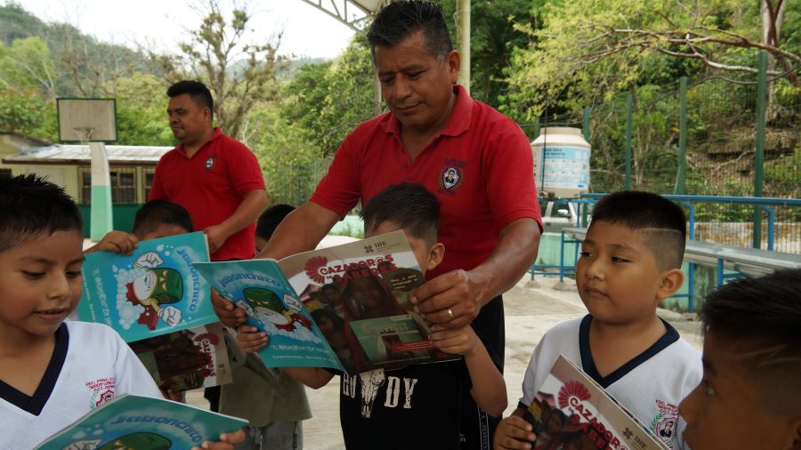 SEPH promueve en Huehuetla el programa “Cazadores de Saberes”