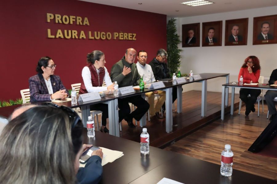 Justicia Laboral Tras Décadas de Servicio: SEPH Entrega Órdenes de Adscripción