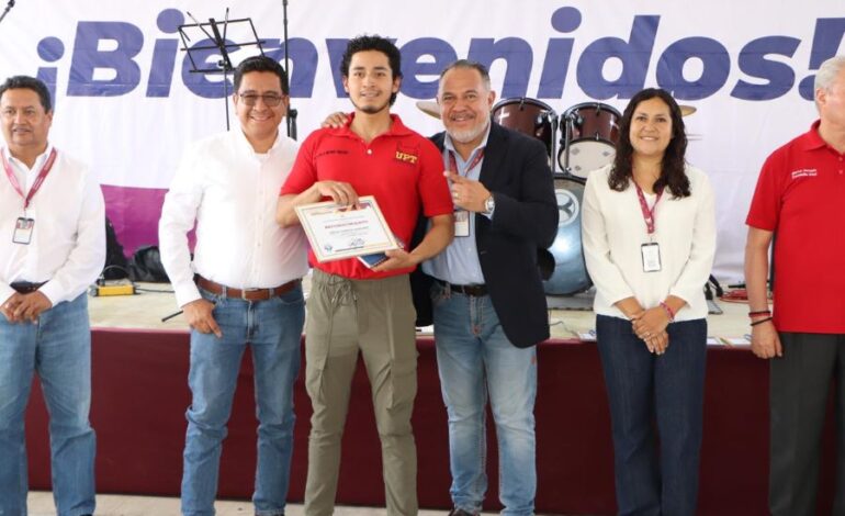 La UPT Celebra el Día del Estudiante Reconociendo su Valor y Compromiso