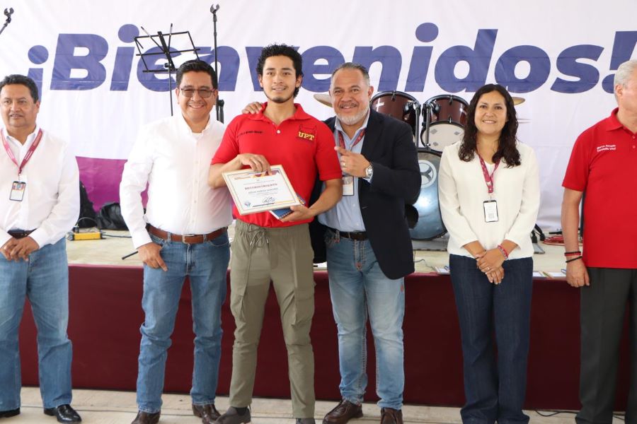 La UPT Celebra el Día del Estudiante Reconociendo su Valor y Compromiso