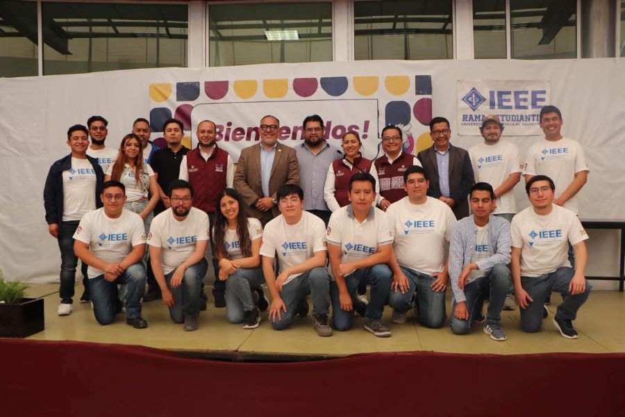 Realiza UPT Tercer Torneo de Robótica Móvil