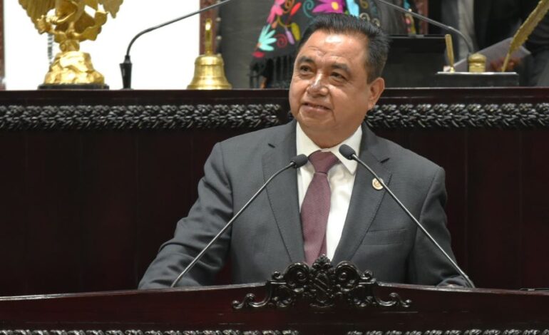 Iniciará la Remodelación de la Sala de Pleno del Congreso, a Mediados de Agosto Comenzarán Con la Demolición de Algunas Partes y el Retiro de las Butacas: Andrés Velázquez