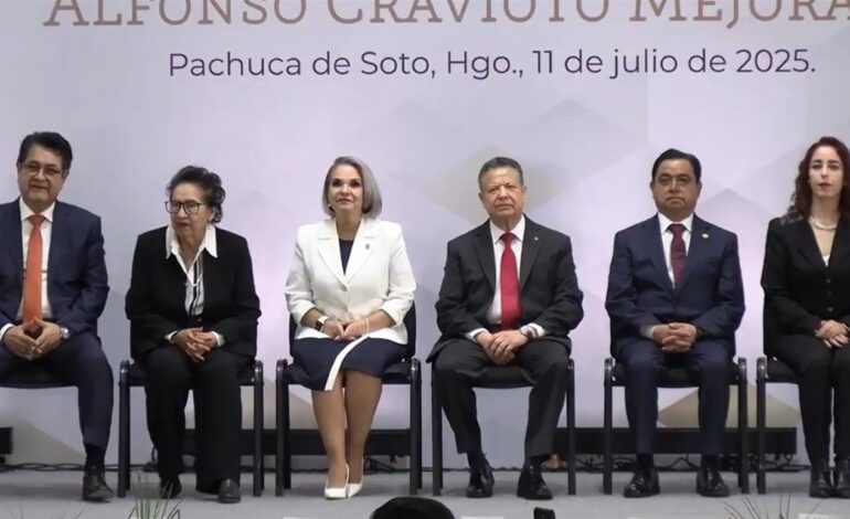 Convoca el gobernador Menchaca a las y los abogados, para que se sumen a la tarea social
