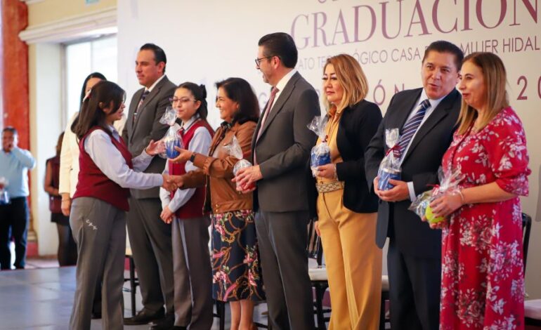 Sistema DIF Hidalgo, Refrendó su Respaldo a las 121 Nuevas Profesionales del CMH Generación 2022–2025