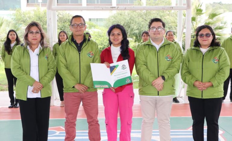 Estudiante de la UTMZ Gana Concurso Nacional de Cultura Turística 2025