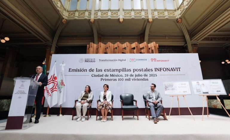 Infonavit y Correos de México Celebran El Derecho a La Vivienda Adecuada Con Estampillas