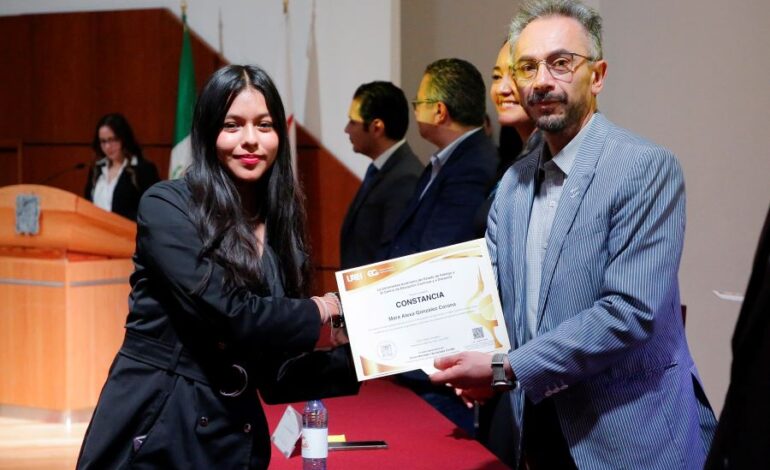 UAEH Entrega Certificados de Inglés a Estudiantes de Cursos Sabatinos
