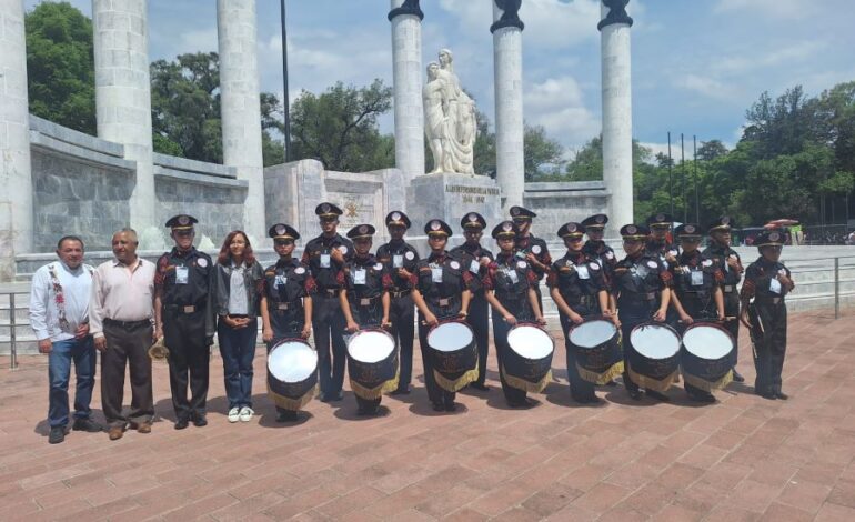 Estudiantes Hidalguenses Destacan en el Concurso Nacional de Bandas de Guerra 2025
