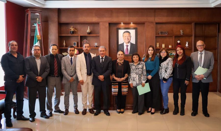 Gobierno Municipal y Colegio de Abogados Región Tulancingo